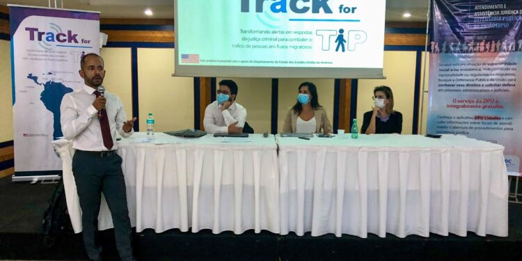 DPU e UNODC promovem capacitação sobre vítimas de tráfico em Manaus