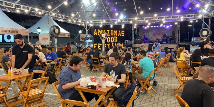 Amazonas Food Festival apresenta shows de ritmos variados e opções gastronômicas