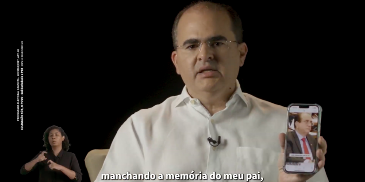 Candidato repudia ataques contra a memória do seu pai