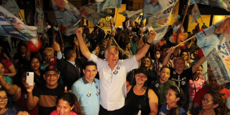 Beto Michiles diz que Amazonino entregou milhares de habitações e vai construir mais 10 mil casas populares