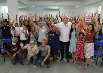 Lideranças evangélicas declaram apoio a Amazonino Mendes e Beto Michiles