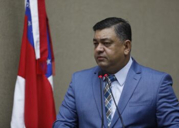 Deputado denuncia que Idam comprou 24 mil metros cúbicos de pedra por mais de R$ 3 milhões