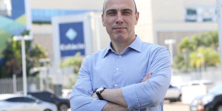 Estácio inova mais uma vez e lança “Estácio Ao Vivo”