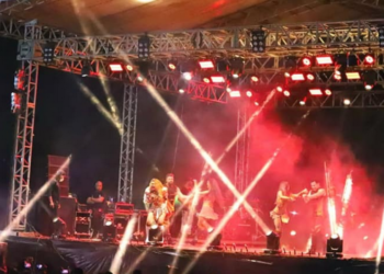 Prefeito de Eirunepé é alvo de ação de improbidade administrativa por shows de Joelma e Barões da Pisadinha