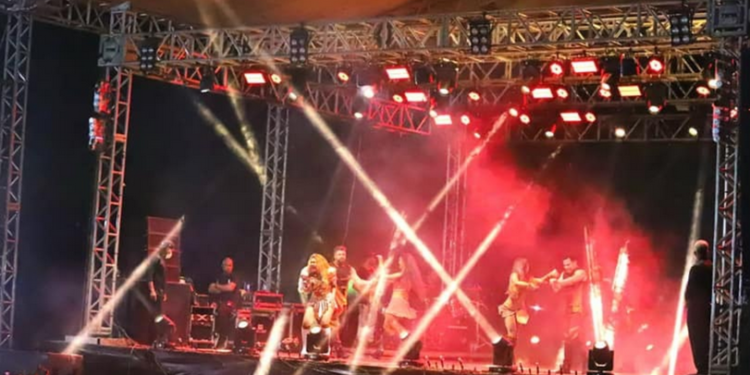 Prefeito de Eirunepé é alvo de ação de improbidade administrativa por shows de Joelma e Barões da Pisadinha