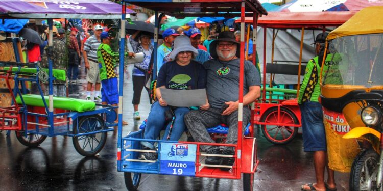 Temporada de Cruzeiros deve atrair 15 mil turistas para Parintins, informa prefeitura