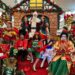 Com direito à caravana, Papai Noel chega ao Sumaúma e inaugura a decoração inédita “Um Mundo de Natal”
