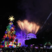 Programação ‘O mundo encantado do Natal’ é inaugurada com árvore de 30 metros