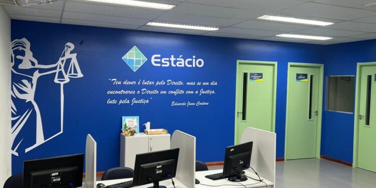 Orientação jurídica gratuita acontece até o dia 13, na Estácio