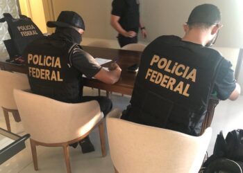 Polícia Federal faz operação que tem como alvo ex-vice-governador