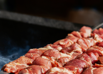 Churras Ok – Rota do Espetinho estreia com promo de 10 churrascos por R$ 25