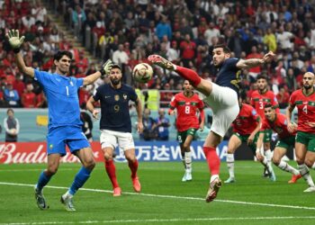 França vence Marrocos por 2 a 0 e enfrenta a Argentina na final da Copa