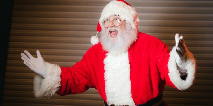Papai Noel atende no Amazonas Shopping até esta sexta-feira (23)