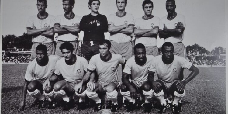 Pelé participou da inauguração do Vivaldão