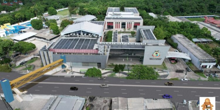 No TCE, prefeito de Manaus assina ordem de serviço para construção da passarela