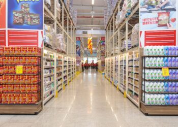 Super Nova Era promove saldão das sandálias Havaianas, as queridinhas dos brasileiros