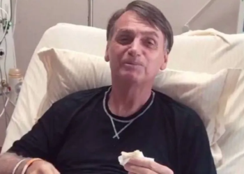 Ex-presidente Bolsonaro é internado em hospital nos EUA