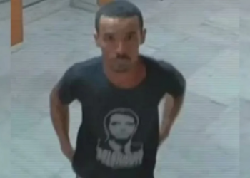 Polícia prende homem filmado ao destruir relógio no Palácio do Planalto