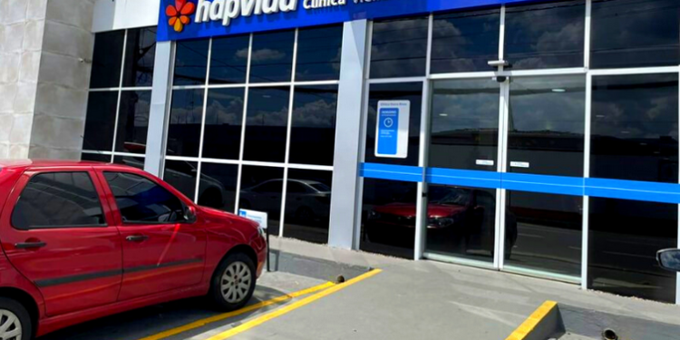 MP investiga Hapvida por irregularidades no atendimento a crianças com TEA