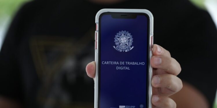 Sine Amazonas divulga 79 vagas de emprego para esta quarta-feira (25/01)