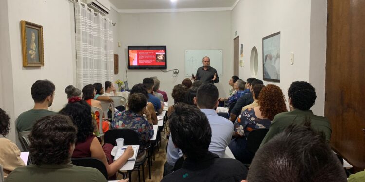 Curso de Filosofia para Viver abre inscrições para primeira turma de 2023