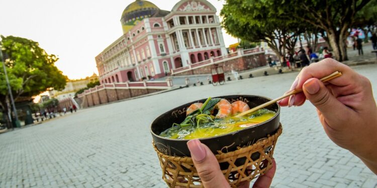 Manaus é destaque no turismo gastronômico em 2023