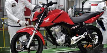 Honda chega a oito milhões de motos flex produzidas no Brasil