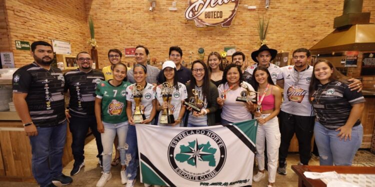Times do Estrela do Norte conquistam campeonato Amazonense de futsal feminino no sub 20 e adulto