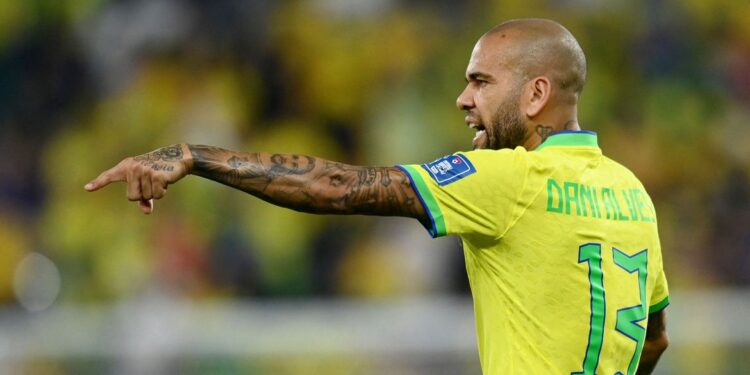 Justiça espanhola ordena prisão preventiva de Daniel Alves