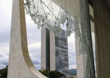 Lula e Biden conversam sobre atos golpistas no Brasil