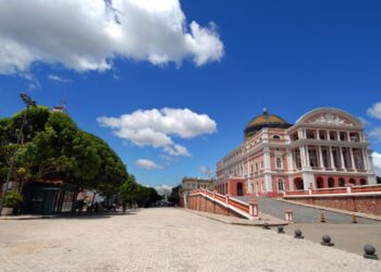 Teatro Amazonas é considerado o monumento mais bonito do Brasil, diz pesquisa