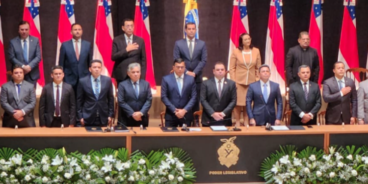 Governador diz que seguirá ouvindo a população para conduzir os destinos do AM