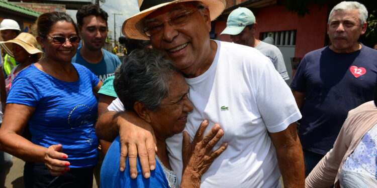 Lenda: Amazonino Mendes morre aos 83 anos
