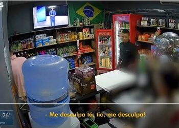 Assaltante pede desculpa durante roubo em Manaus