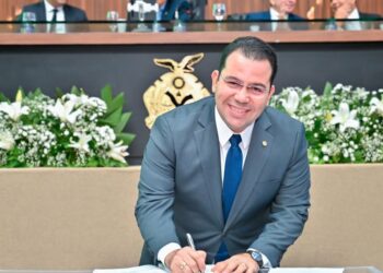 Wilker Barreto é empossado para segundo mandato