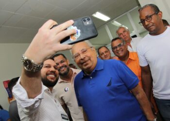 Lenda: Amazonino Mendes morre aos 83 anos