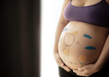 Uso do preservativo reduz o risco da gravidez precoce e das ISTs