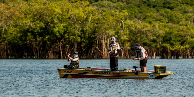 Pesca esportiva injeta R$ 500 milhões na economia, diz presidente da Amazonastur