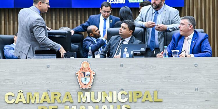 Câmara de Manaus define presidentes, vices e membros da comissões