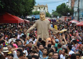 Bandas da Difusora, Bica e Boulevard, agitam o fim de semana em Manaus