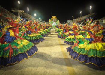Escolas do Grupo Especial de Manaus se apresentam hoje (18/02)