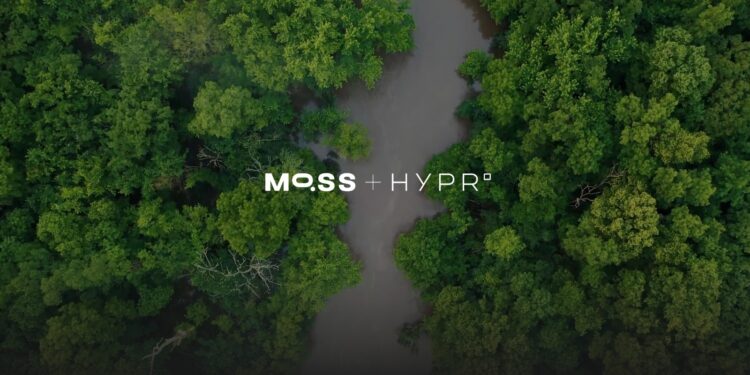 HYPR, iProspect e Moss firmam parceria para calcular e neutralizar o impacto de CO2 da publicidade digital de Heineken®