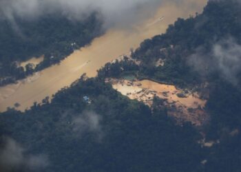 Garimpeiros pedem ajuda ao governo federal para deixar Terra Yanomami