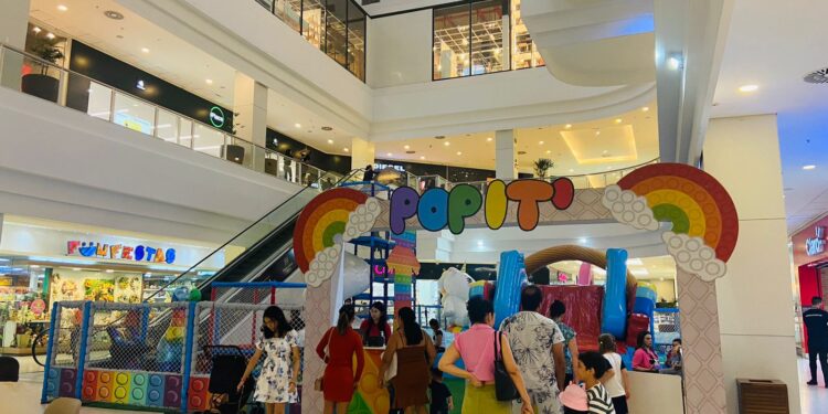 Shopping promove ‘Arena Pop It’ com diversas atrações infantis