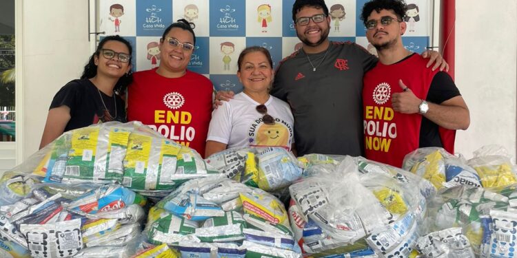 Leite arrecadado pelo Mirage auxilia na alimentação de famílias