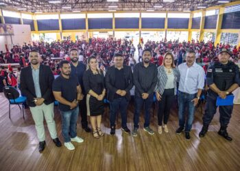 TCE lança projeto ‘Aluno Ouvidor’ com quase 800 estudantes no Ceti de Iranduba