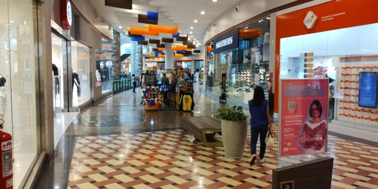No Manauara Shopping, “Empodera Ela” capacita mulheres voltadas ao mundo do empreendedorismo