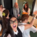 Demi Moore canta parabéns para Bruce Willis no aniversário do ator