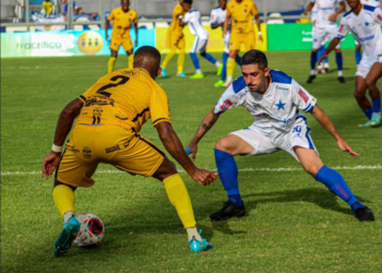 Nacional e Amazonas iniciam briga por vaga na final; saiba onde assistir