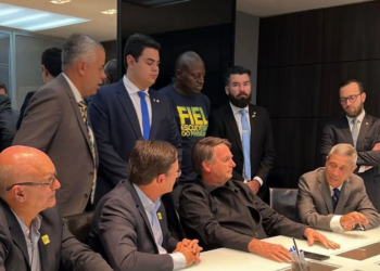Três meses depois, ex-presidente Jair Bolsonaro retorna ao Brasil